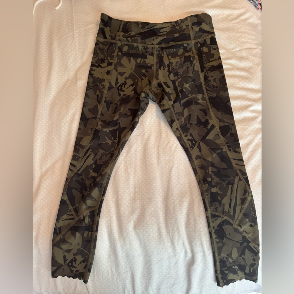 Lululemon Athletica Camouflage Leggings - Black and Green
